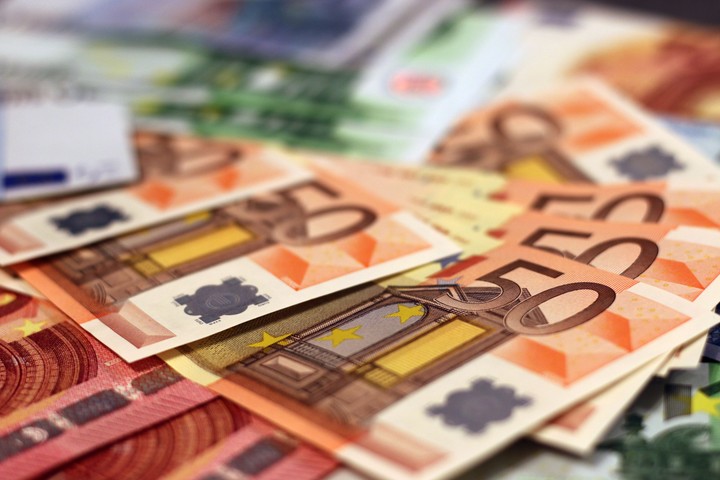 Mena euro